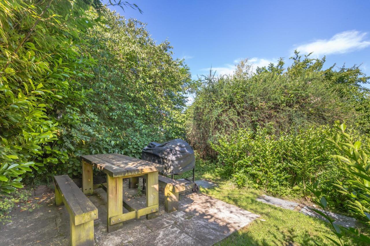 Danny Lodge - Country Cottage Near Brighton By Huluki Sussex Stays Hurstpierpoint Zewnętrze zdjęcie